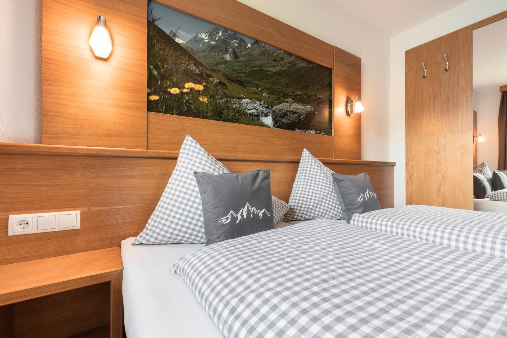 Apart Schneider Ischgl Exteriör bild