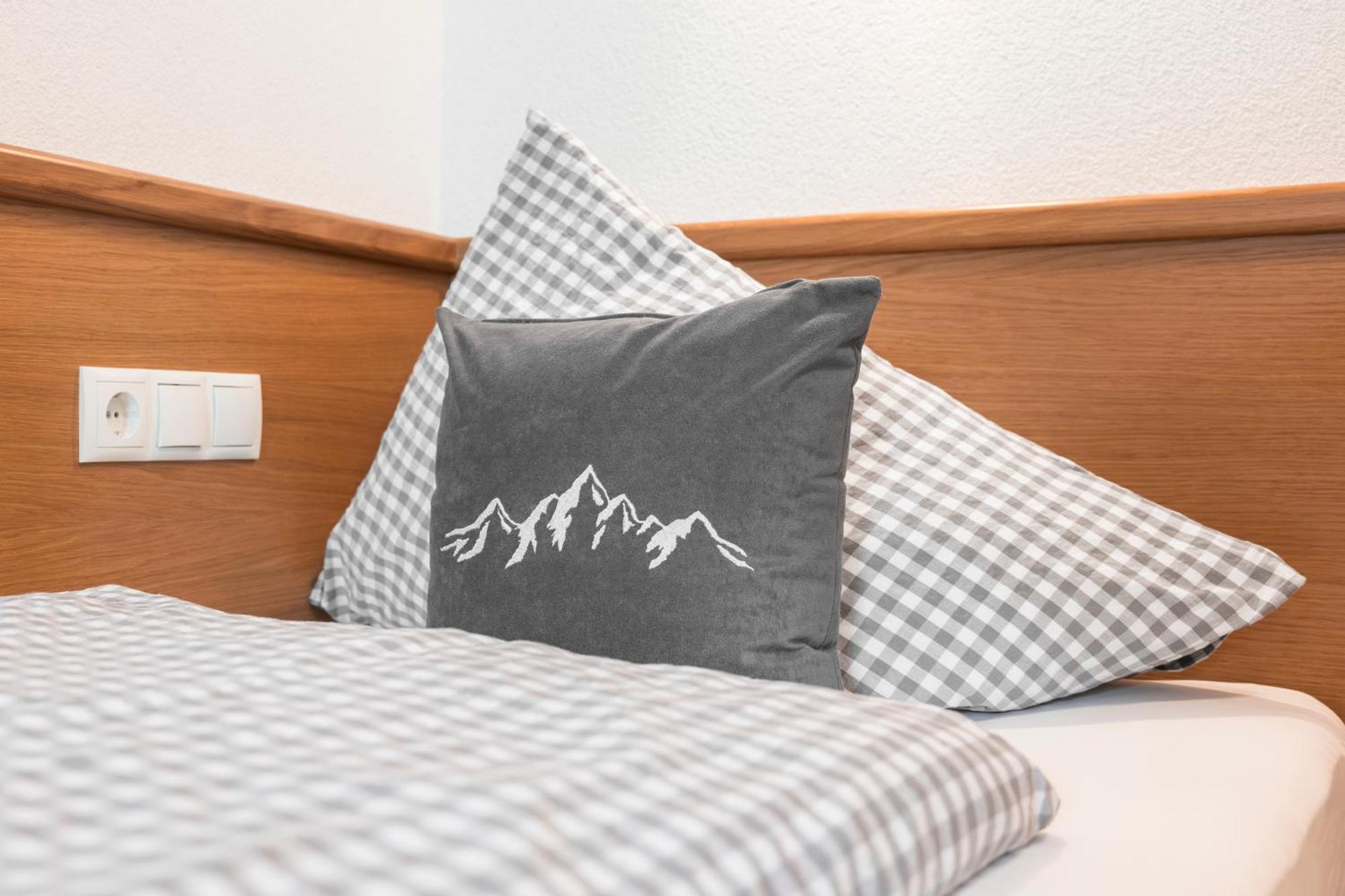 Apart Schneider Ischgl Exteriör bild