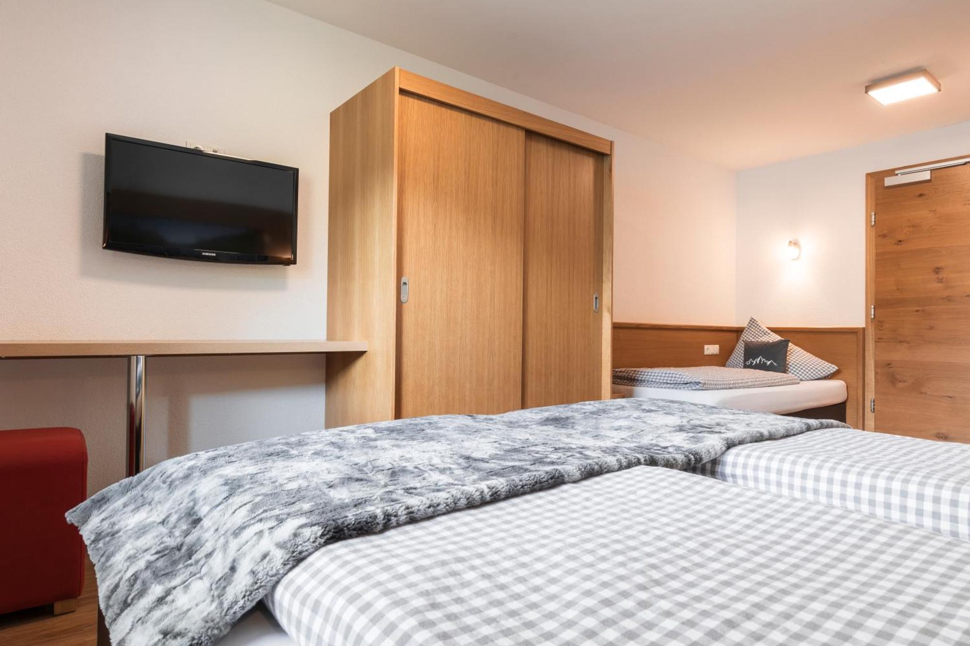 Apart Schneider Ischgl Exteriör bild