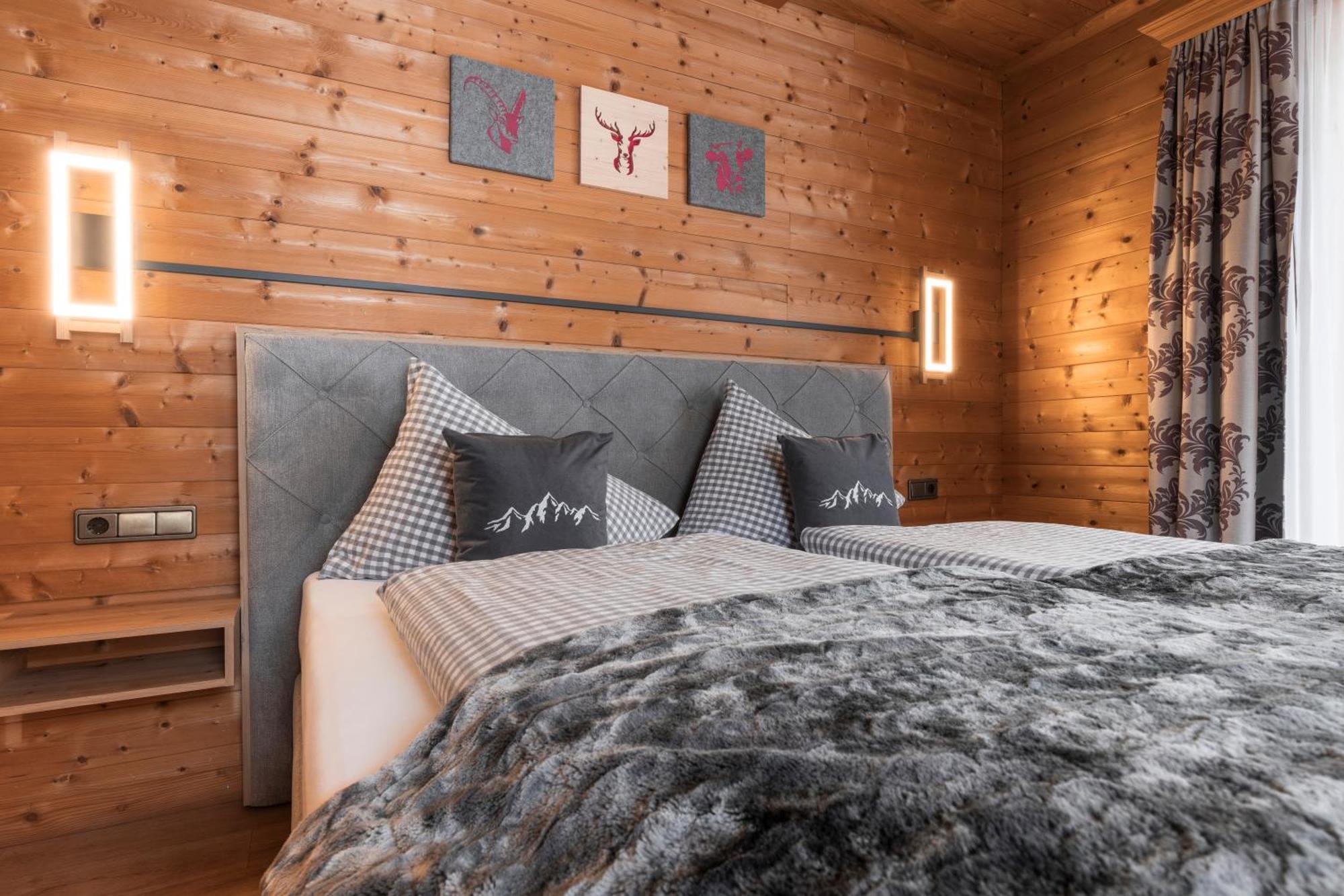 Apart Schneider Ischgl Exteriör bild